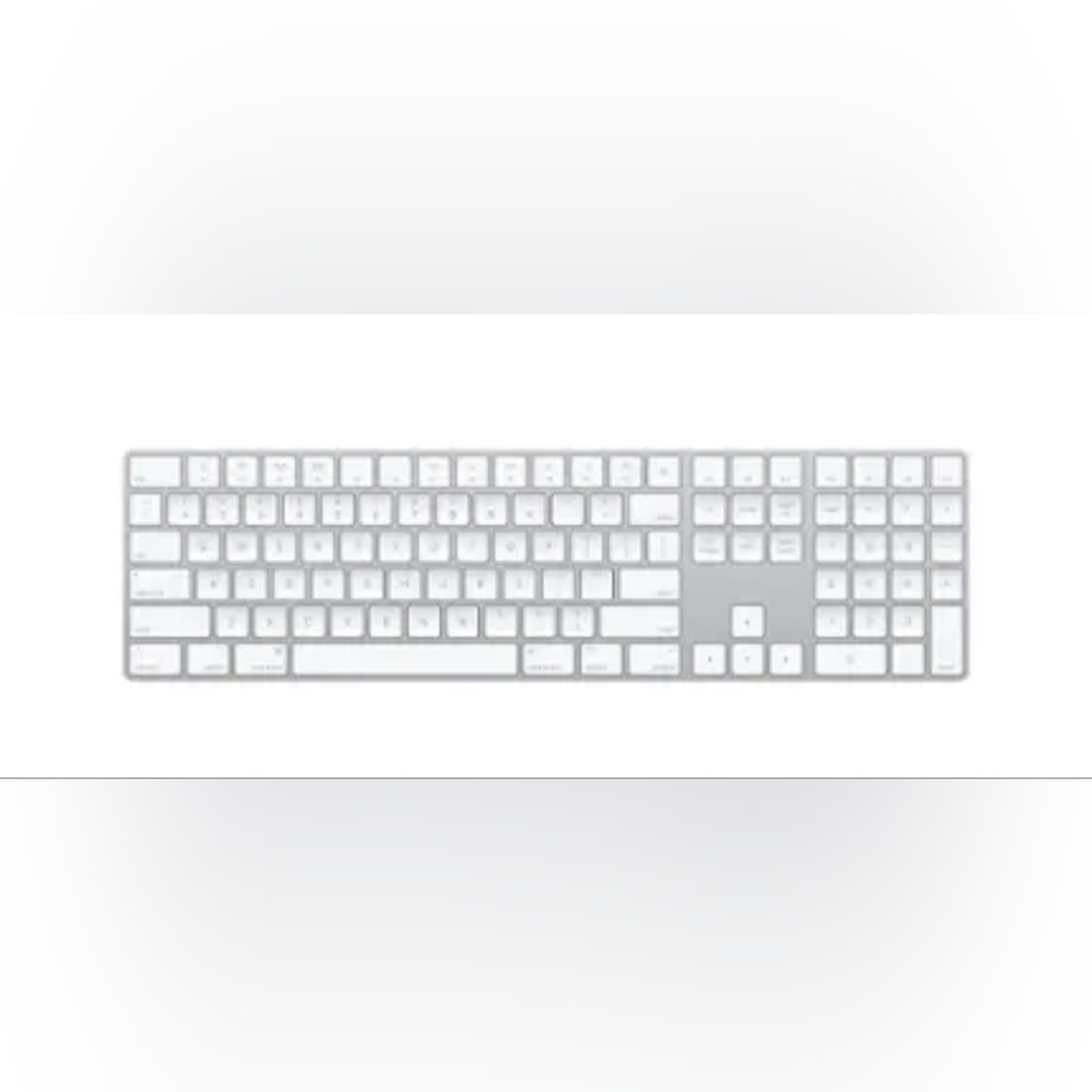 EUC, Barely Used Apple Silver and White Keyboard. USB Charger. - Picture 4 of 4